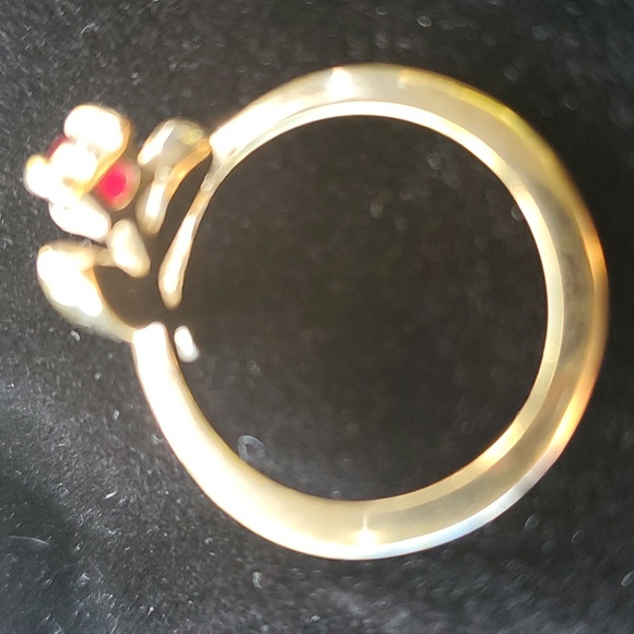 Avon Vintage Ring - Picture 7 of 7